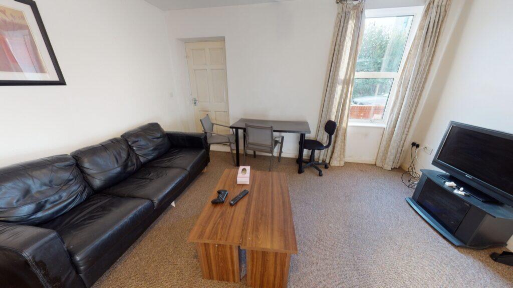 Additional image 3 of Flat 4 Chapter Court, Heeley Road, Selly Oak, B29 6DP