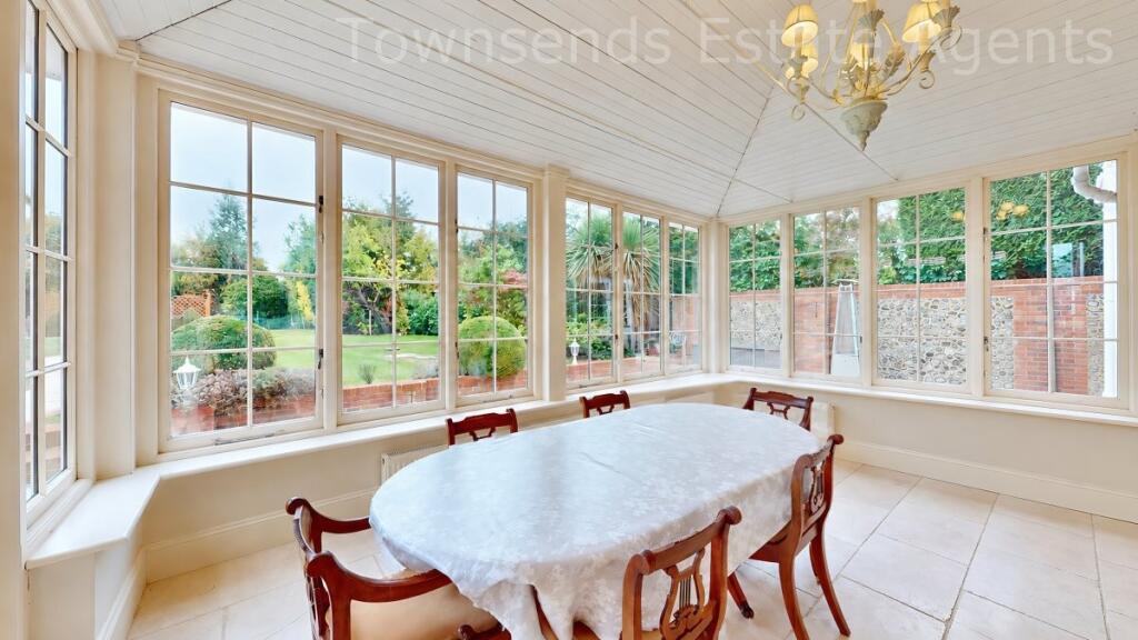 House in London - View 4
