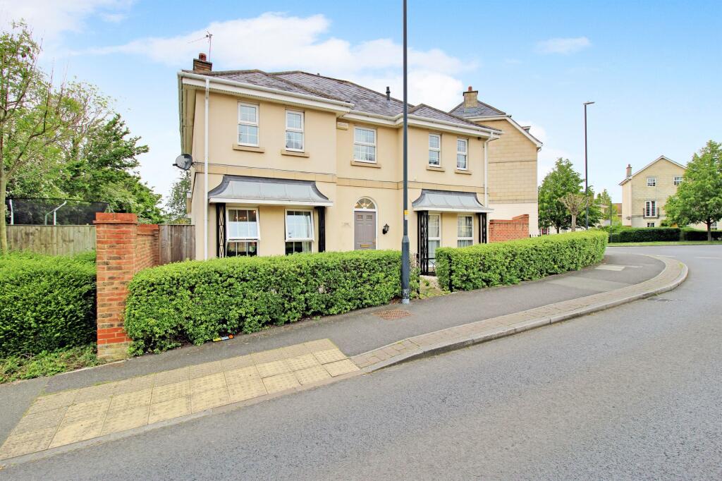 Main image of property: Eastbury Way, Swindon, SN25