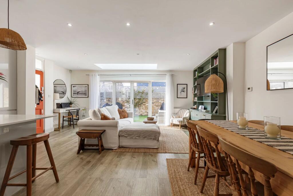 Main image of property: Wadham Road, London, SW15