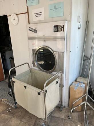 Dry cleaners 2.jpg