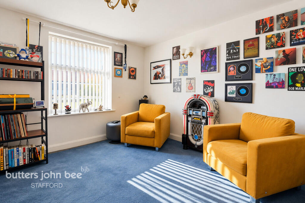 Apartment in Stoke-on-Trent - More