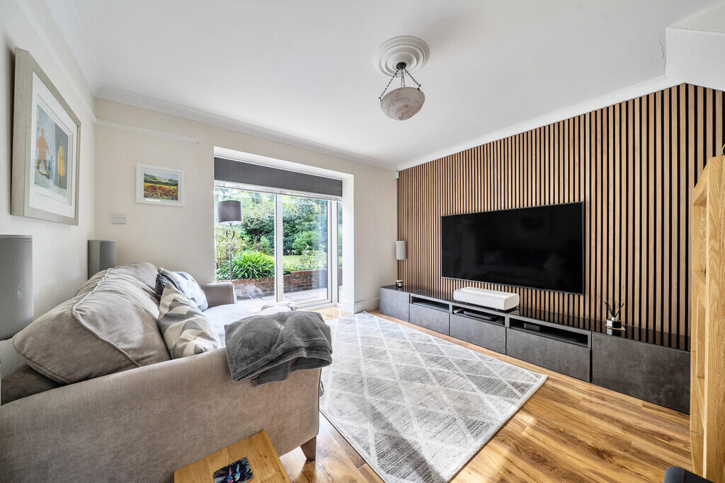 House in Redhill - View 4