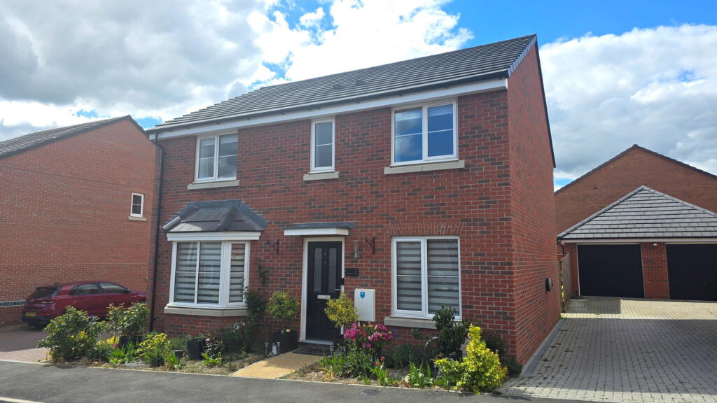 Main image of property: Nightjar Street, Shaw, Newbury, RG14 2GH