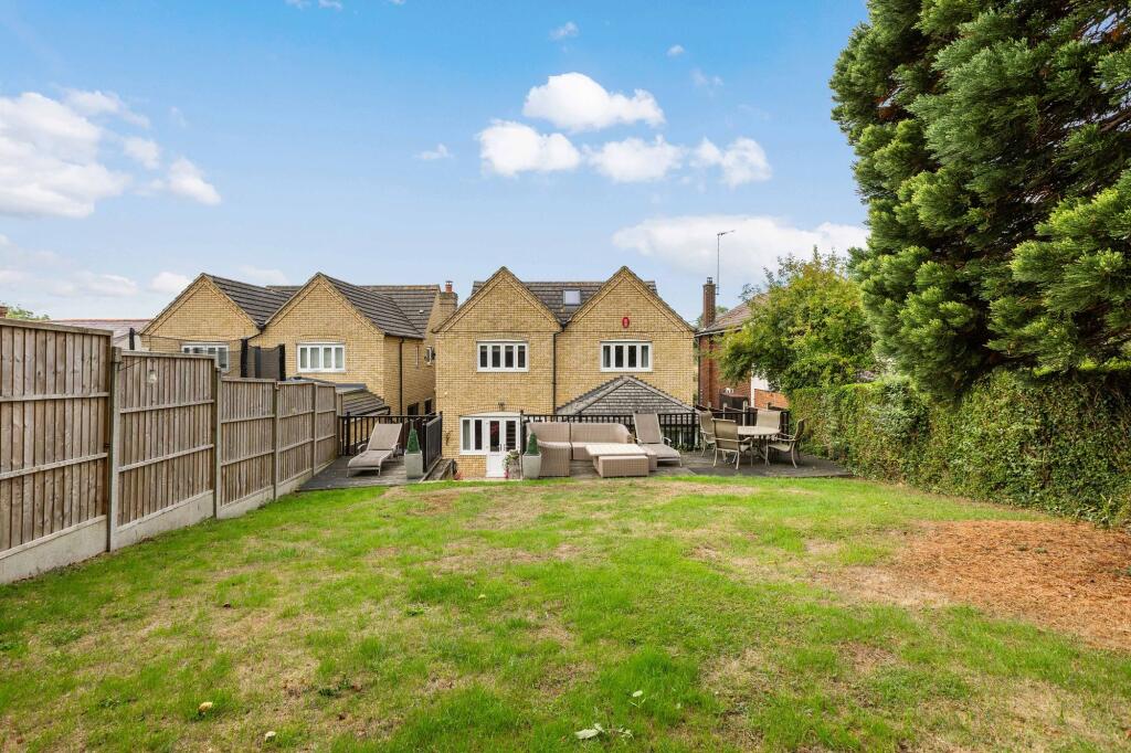 House in Milton Keynes - View 4