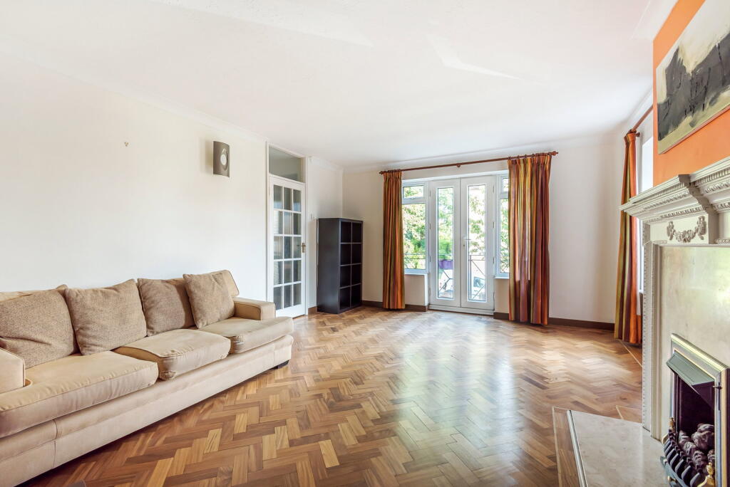 Apartment in London - View 4