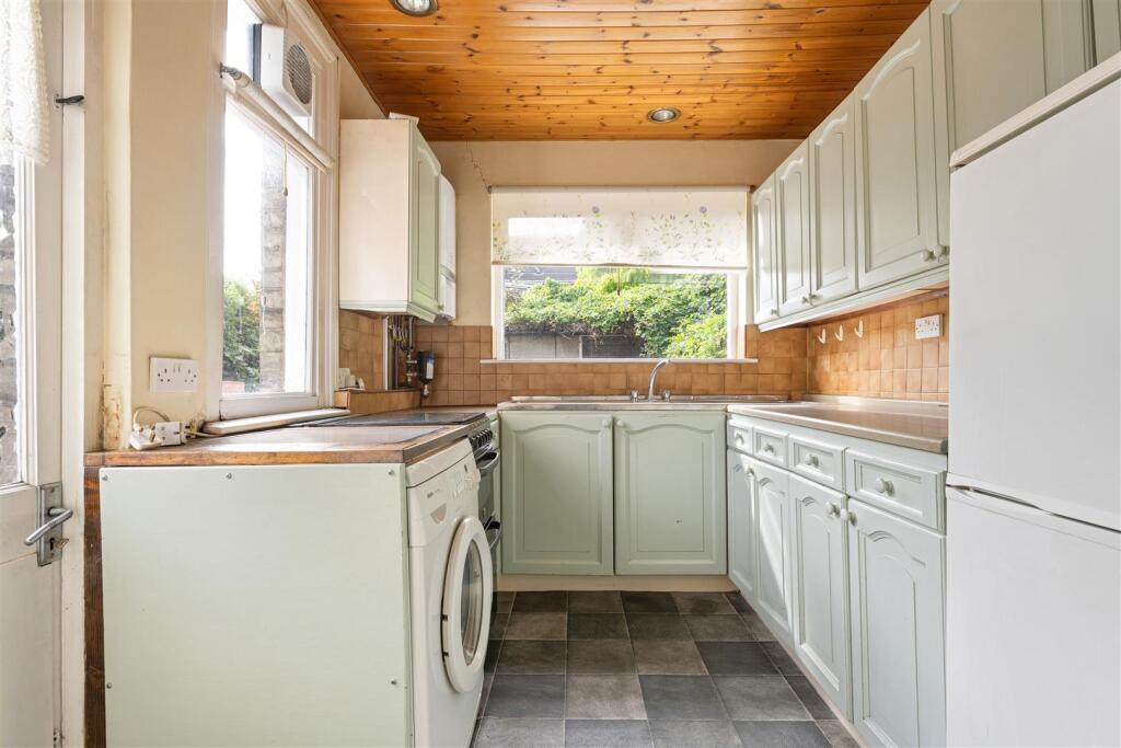 House in London - View 4