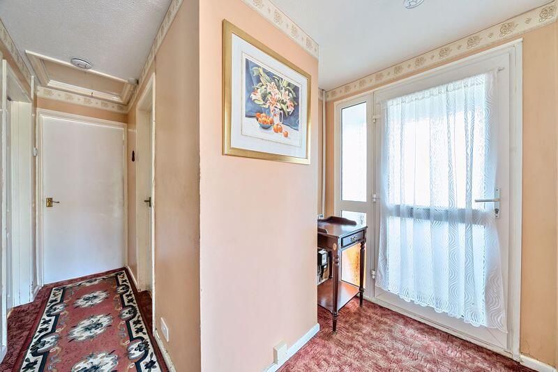 Ashcroft Road, Banbury - NO ONWARD CHAIN photo 4