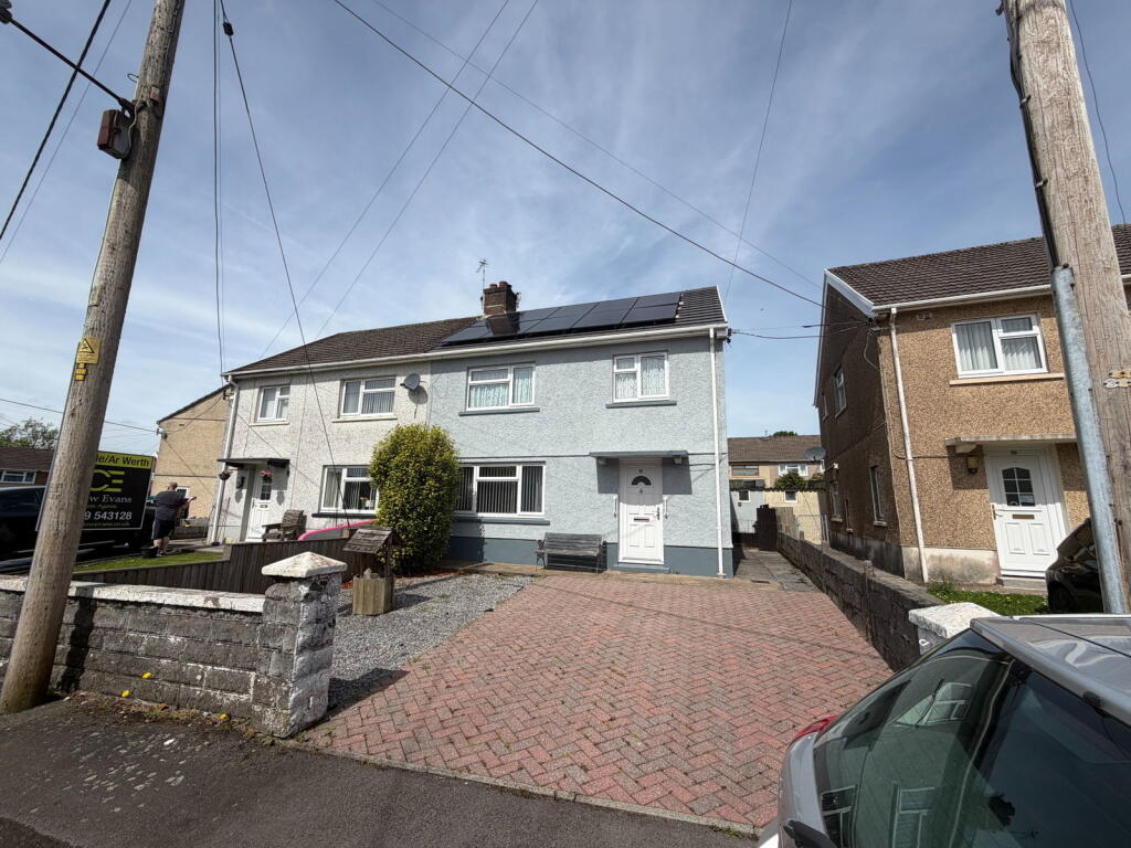 Main image of property: Arfryn, Upper Brynamman, SA18 1AS