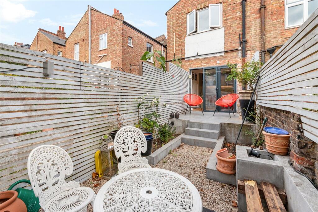 Apartment in London - View 4