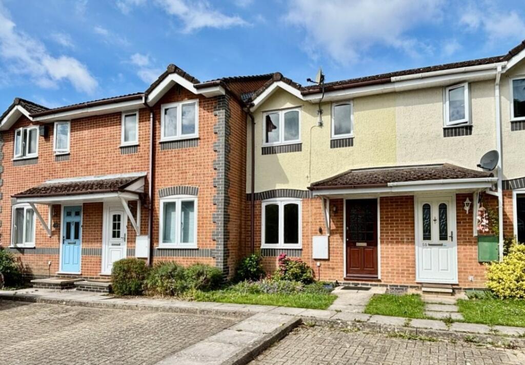 Main image of property: Cherry Gardens, Bishops Waltham - No Onward Chain