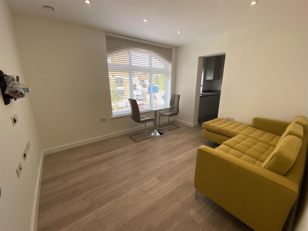 Main image of property: Clifton Court, Corner Hall, HEMEL HEMPSTEAD