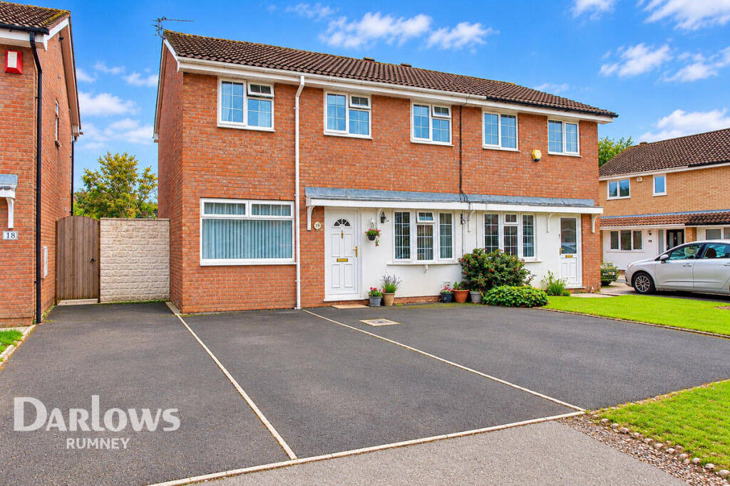 4-bed semi-detached on Glenrise Close, Cardiff, £320,000