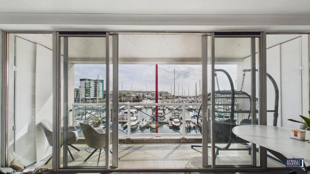 Apartment in Plymouth - View 3