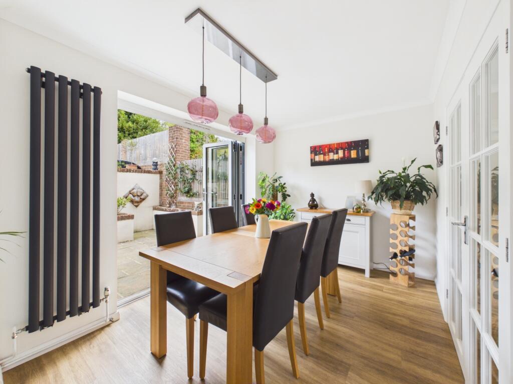 House in Haywards Heath - View 4
