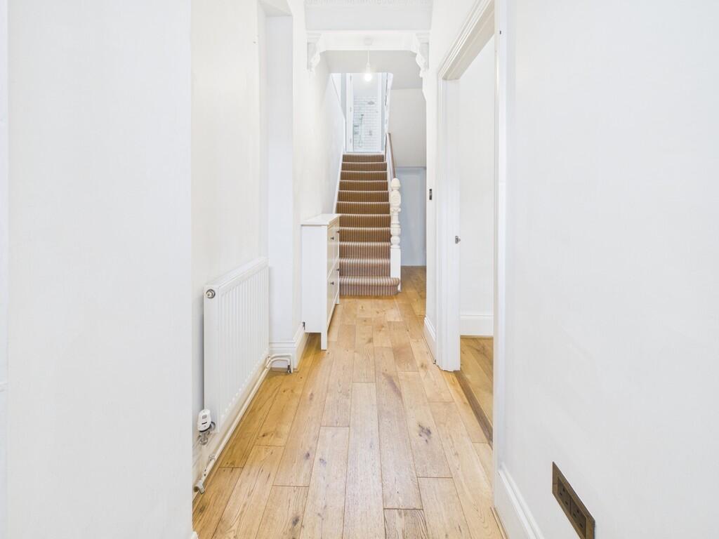 Apartment in Plymouth, Stoke - More