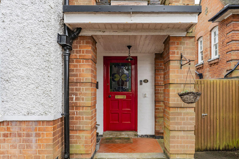 Meadowcourt Road, Oadby photo 4