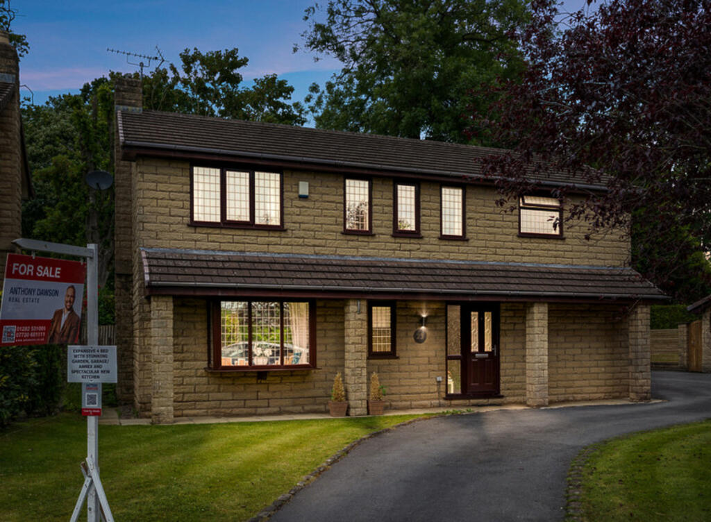 Main image of property: Applegarth, Nelson, BB9