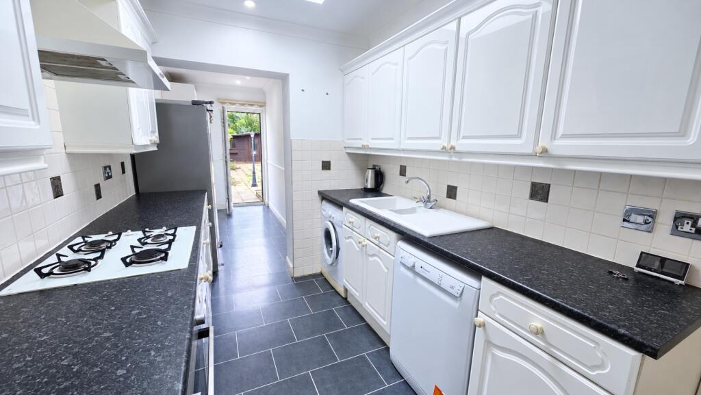 House in London - View 4
