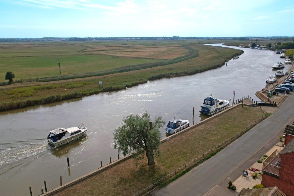 Main image of property: Reedham