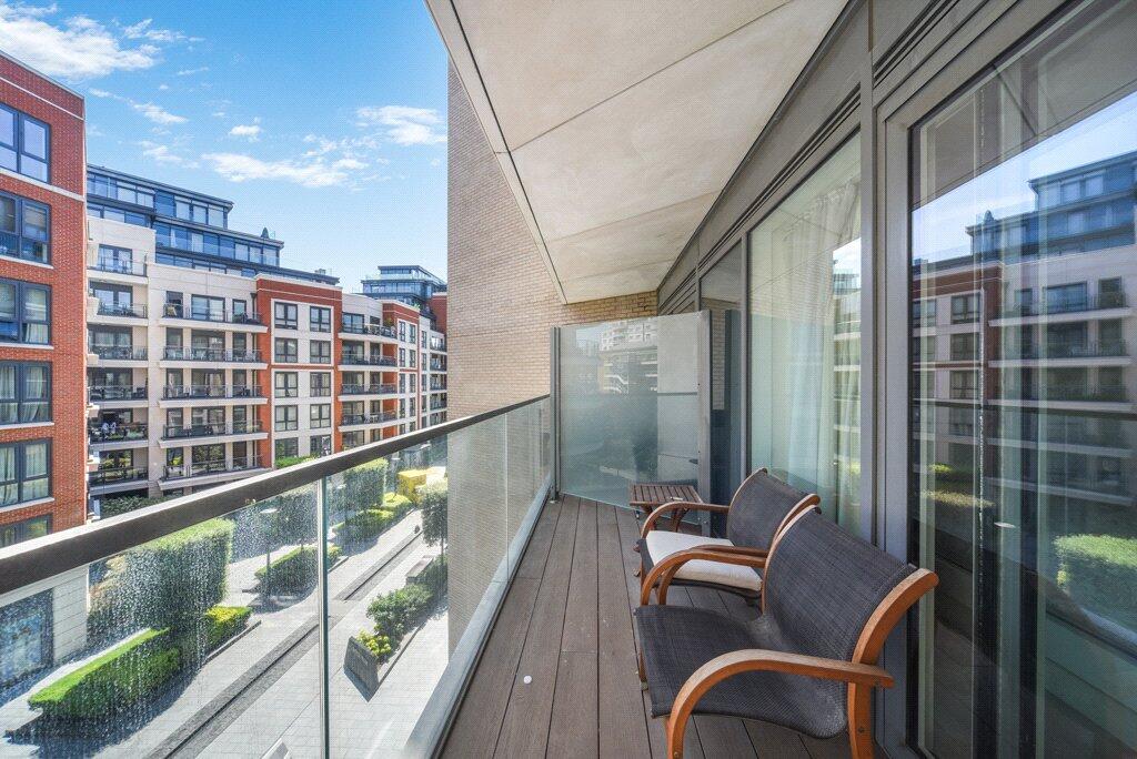 Main image of property: Park Street, Fulham, SW6