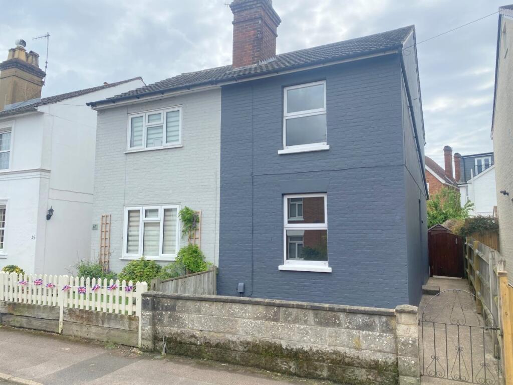 Main image of property: Meadow Road, Southborough