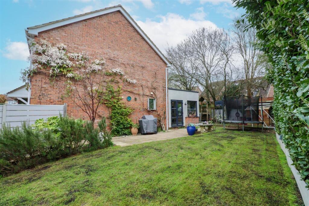 House in Hart, Crookham Village - View 2