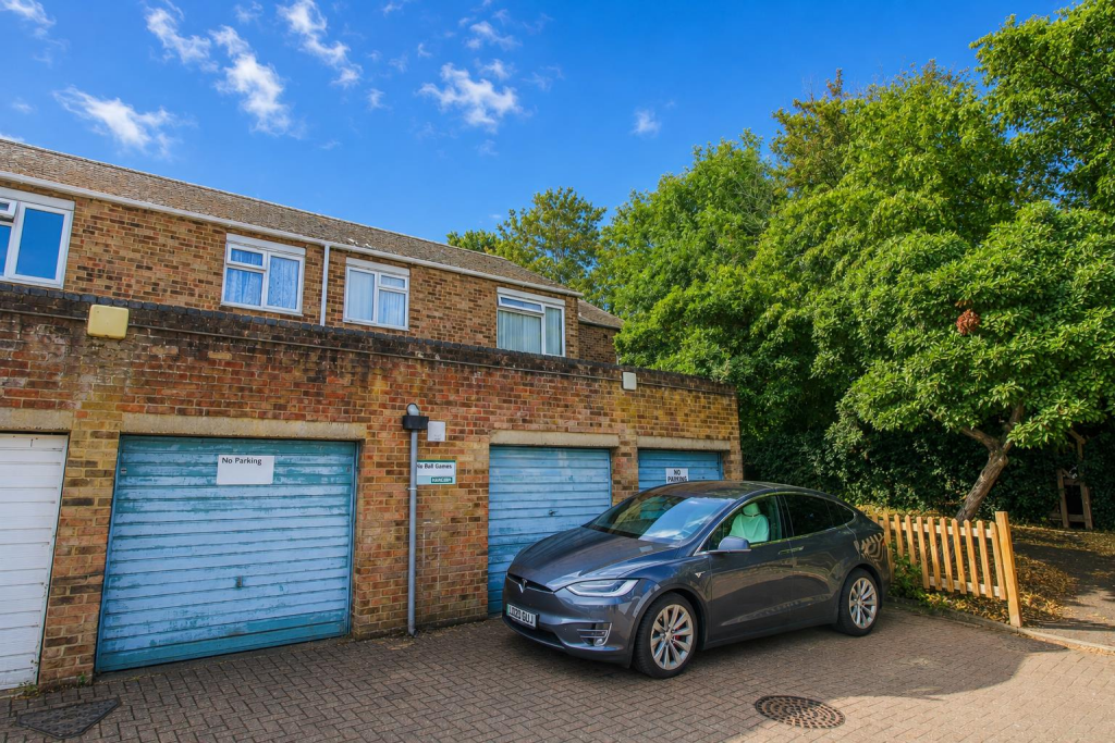 Main image of property: Brockles Mead, Harlow