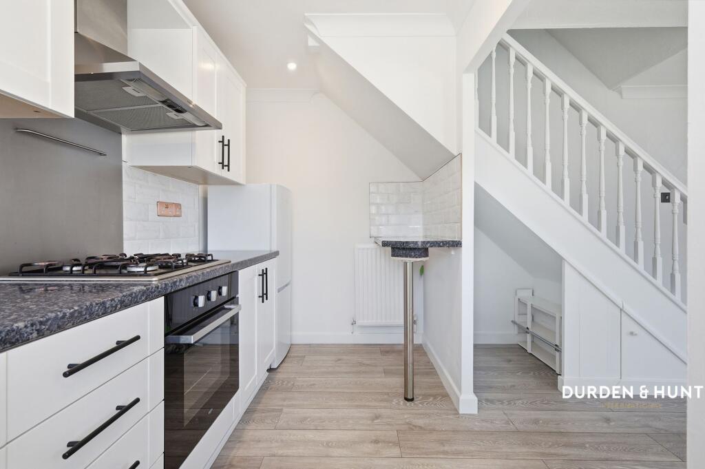 House in Manningtree, Mistley - More