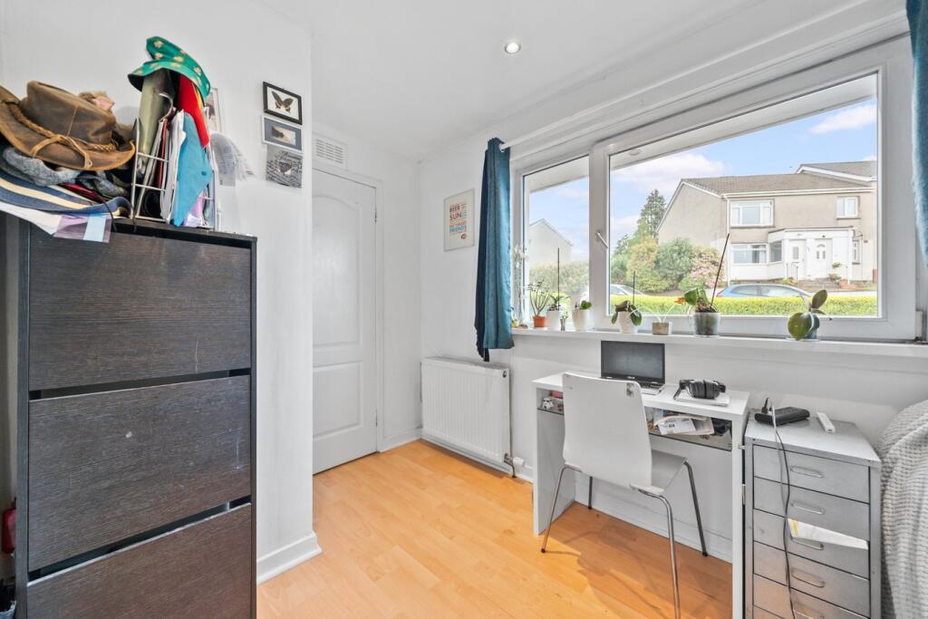 Tolsta Crescent, Polmont, Falkirk, FK2 - More