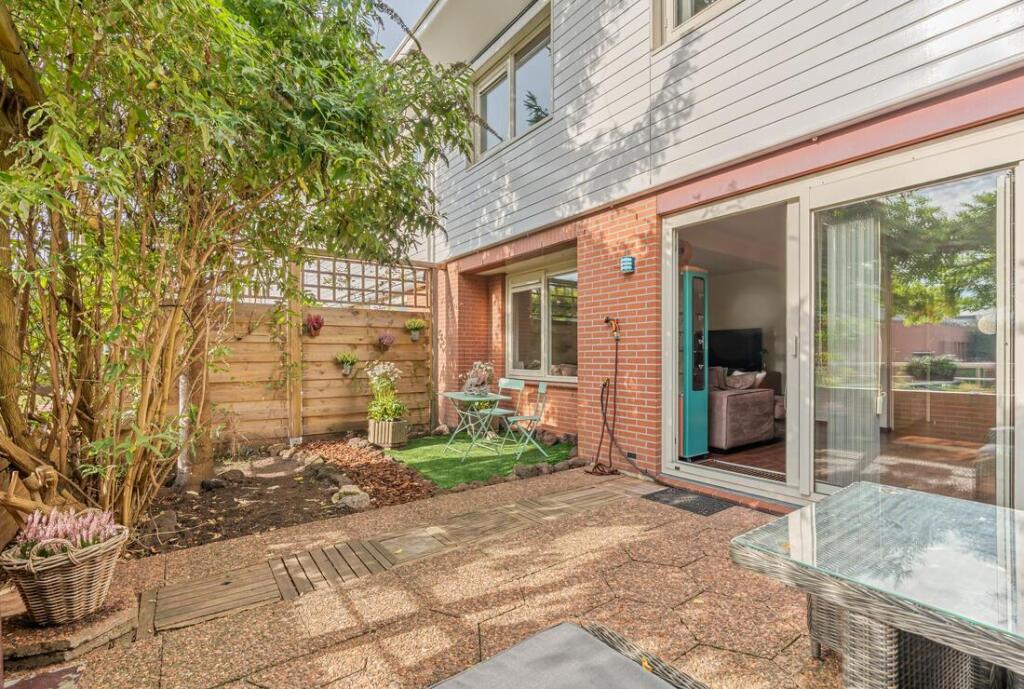 Main image of property: Noord-Holland, Diemen