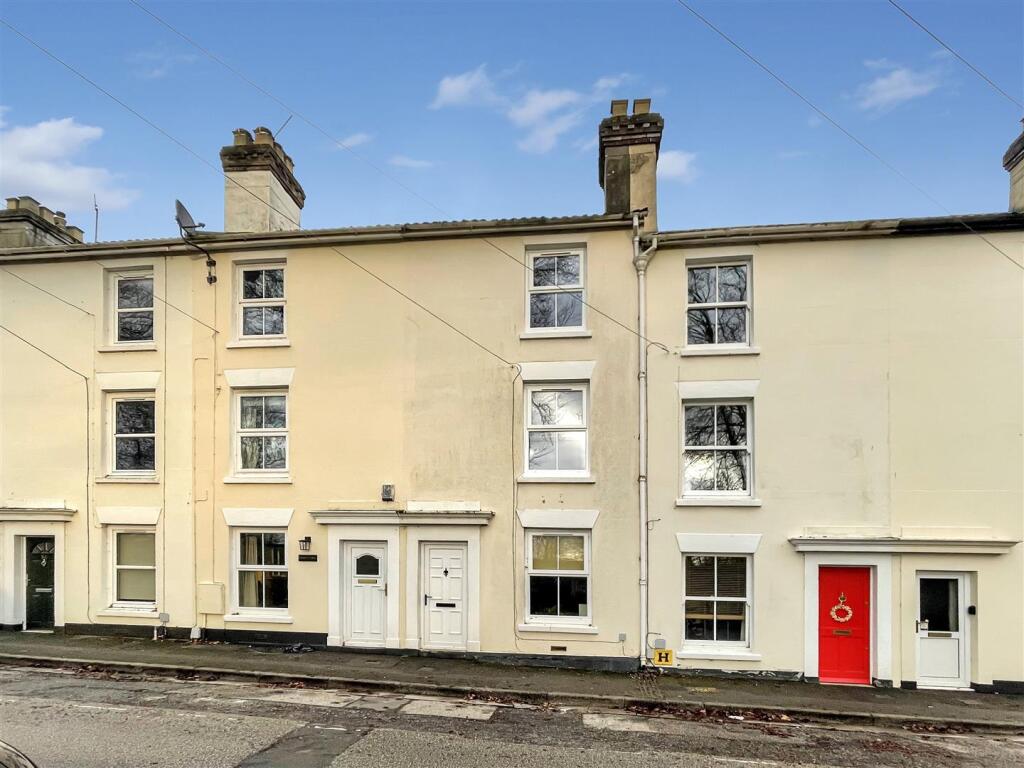 Main image of property: College Street, Salisbury
