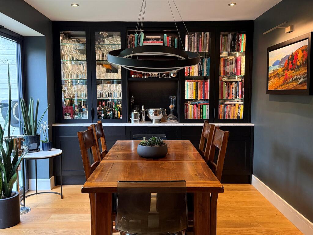 House in London, Stockwell Park, Stockwell - More