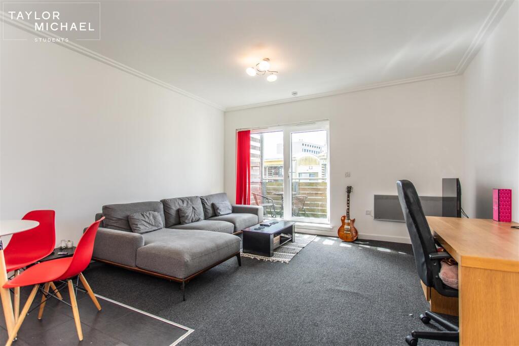 Apartment in Brighton - View 5