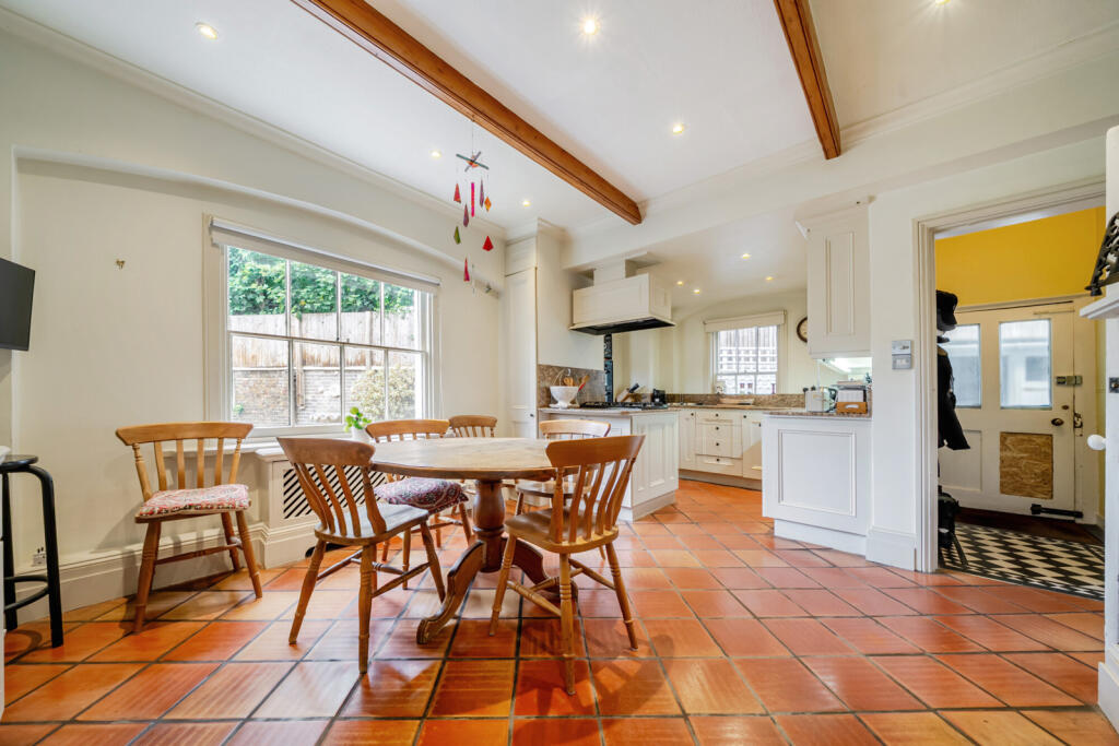 House in London - View 4