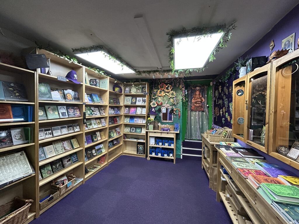 Additional image 3 of 17 High Street, Glastonbury, Somerset, BA6 9DP