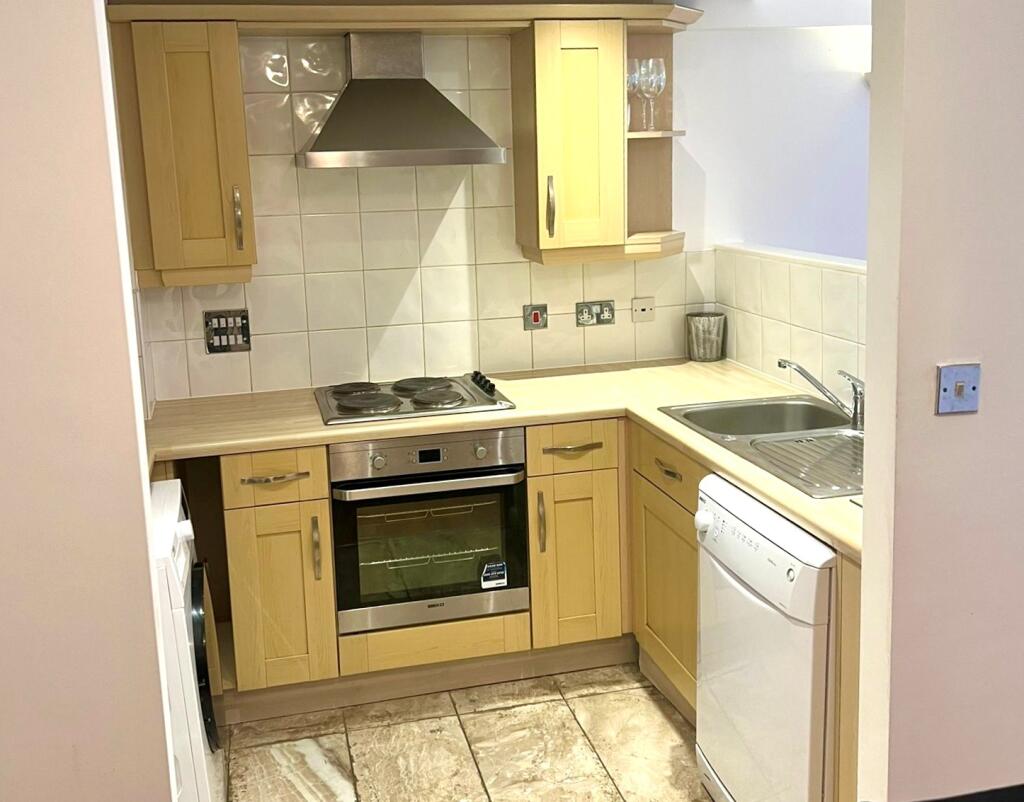 Additional image 5 of Maxim 28, Lionel Street