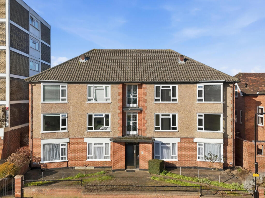 Main image of property: Crescent Road, London, E4