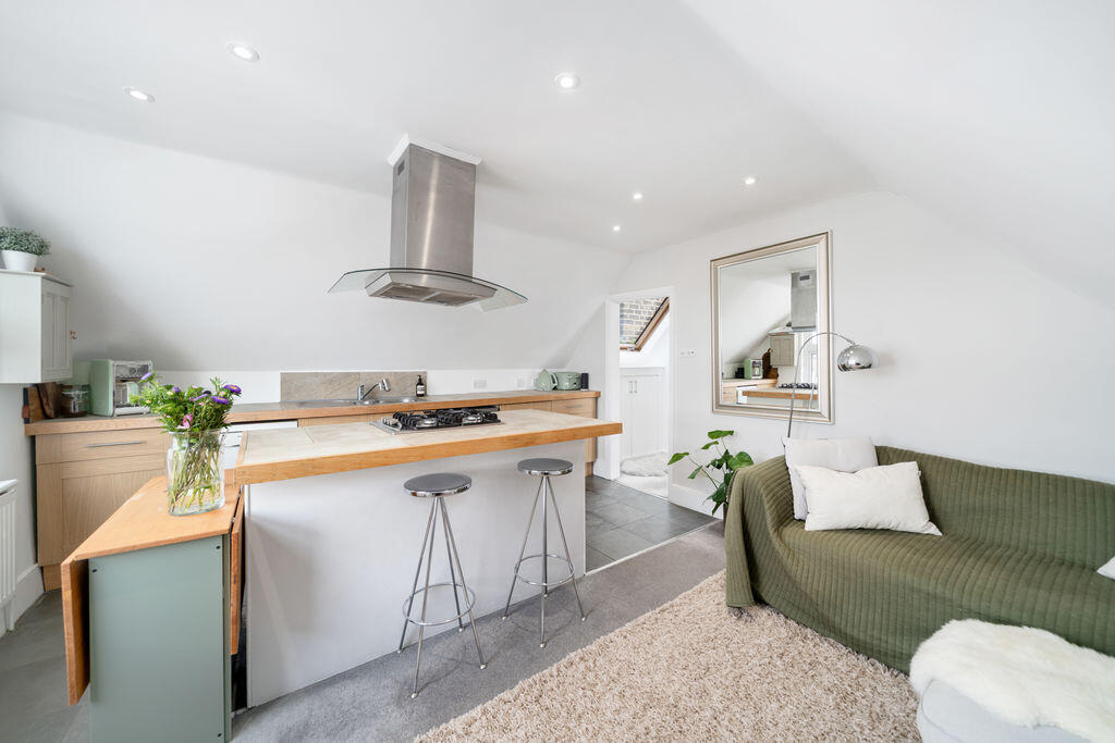 Apartment in London - View 2
