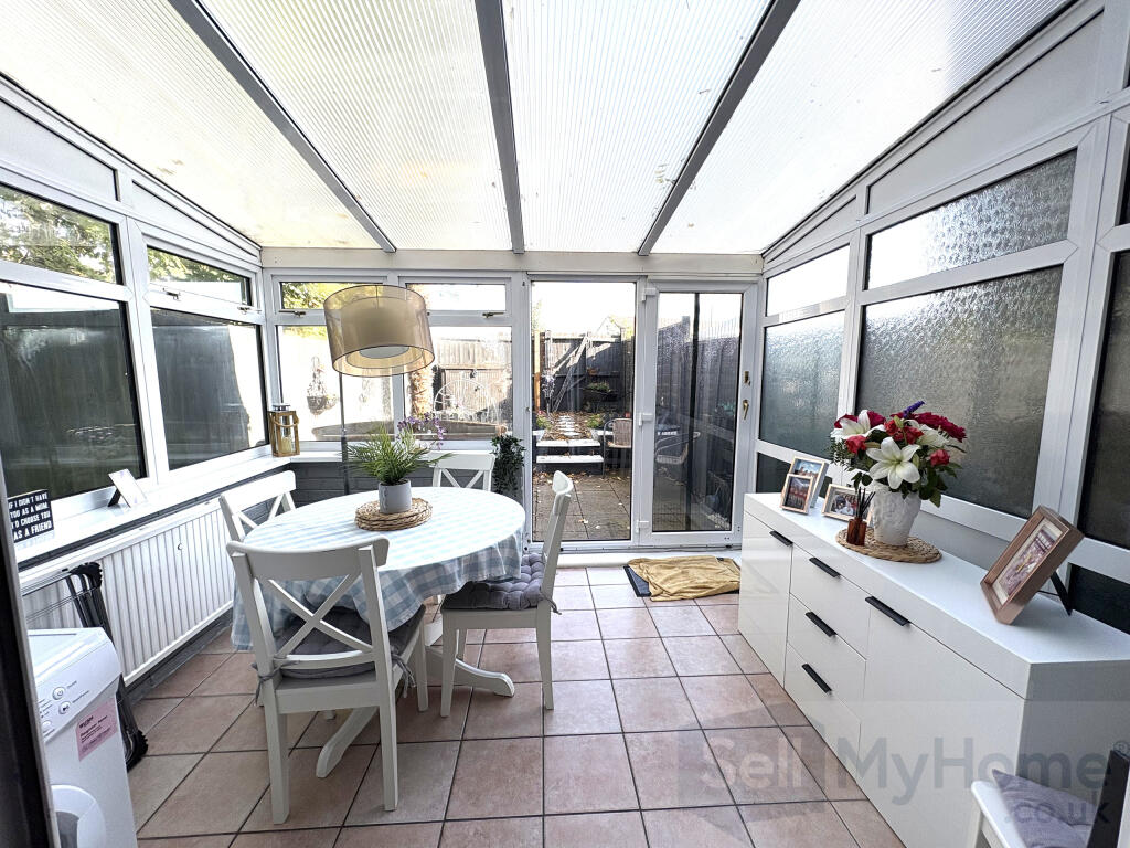 House in Newport, Chepstow - More