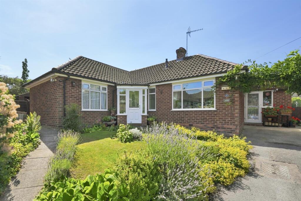 House in Macclesfield, Tytherington - View 5