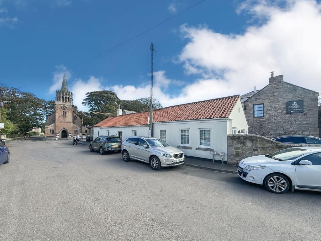 3-bed detached on The Wynding, Beadnell, NE67, £399,950