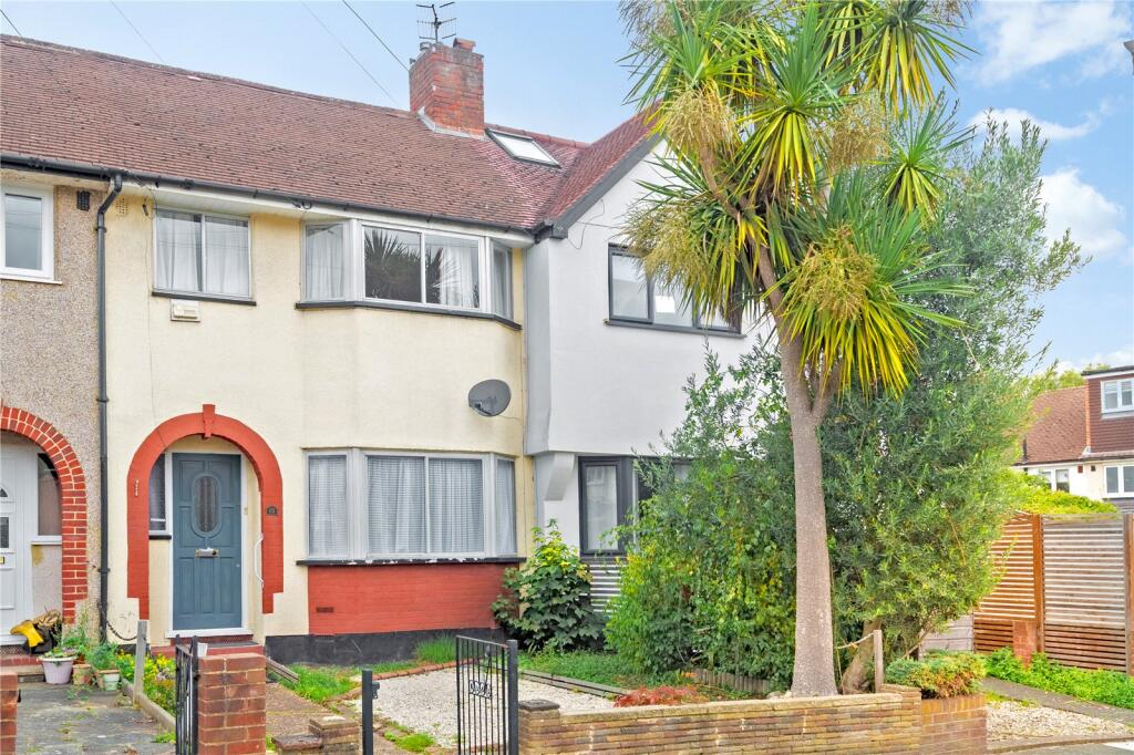 3-bed terraced on Augusta Road, Twickenham, £575,000