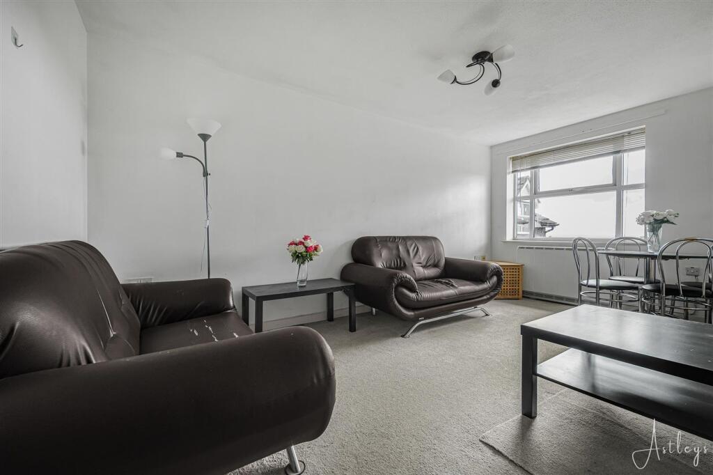Apartment in Swansea, Brynmill, Uplands - View 2