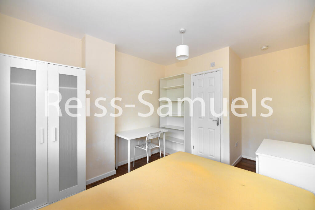 4 bedroom maisonette for rent