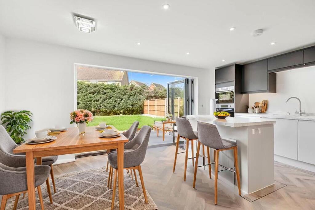 7 Regency Close Southminster - View 5
