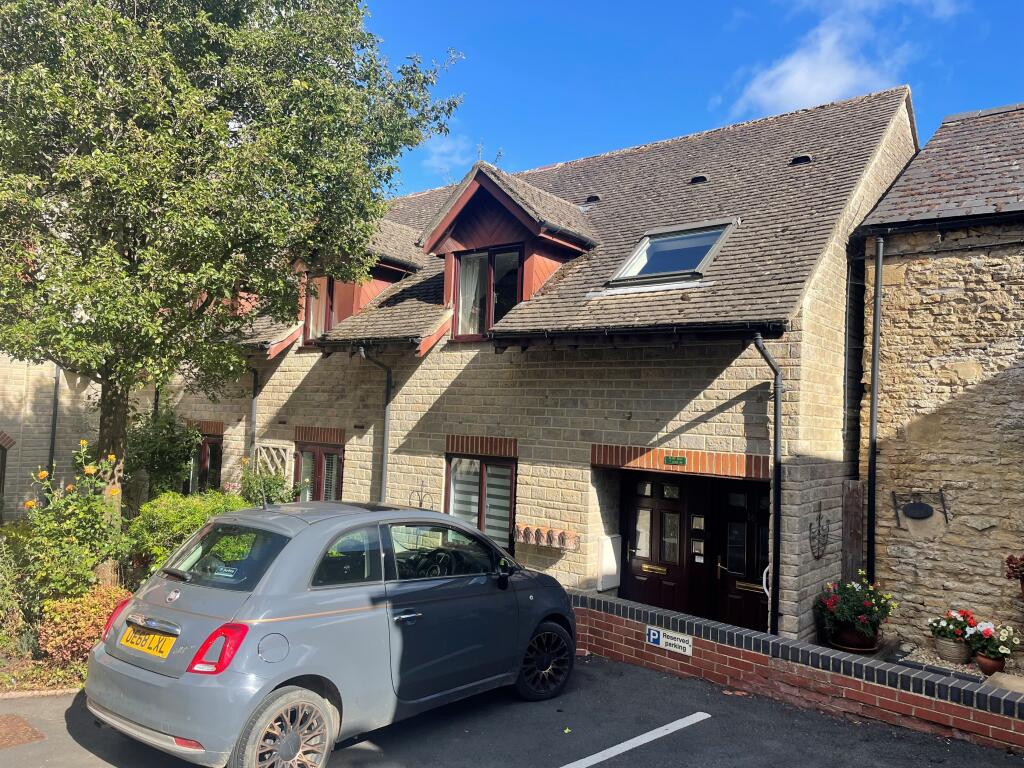 Main image of property: West Street, Chipping Norton, OX7