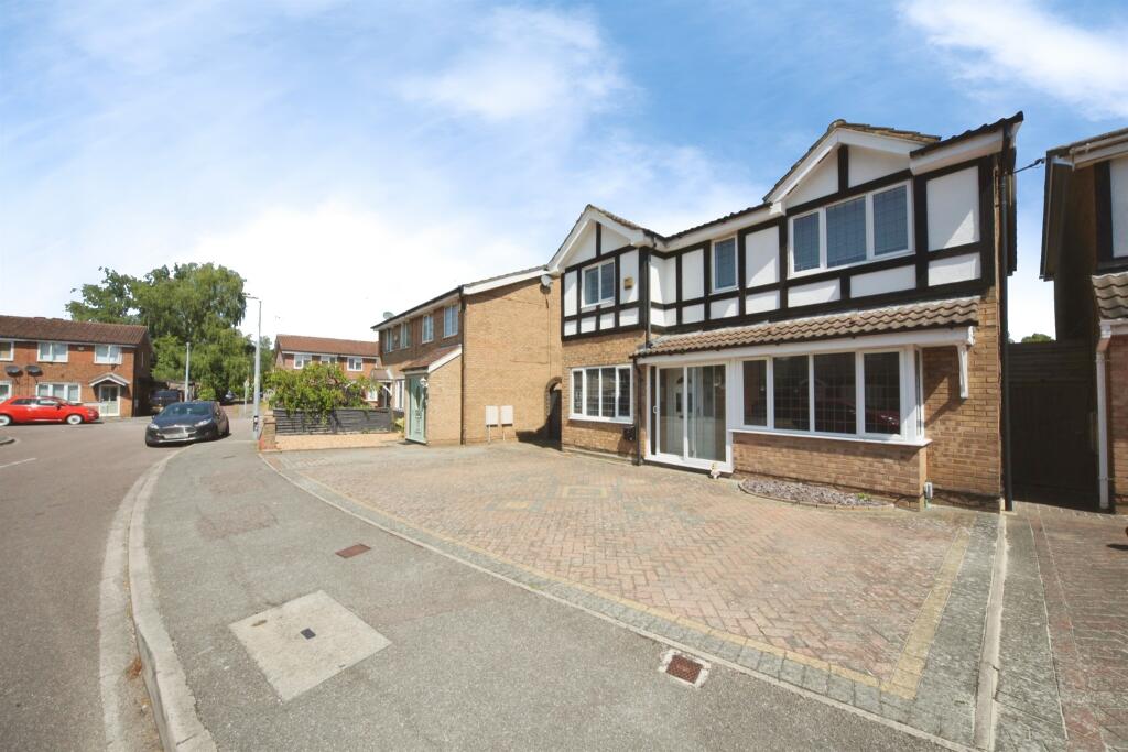 Main image of property: Milton Way, Houghton Regis, Dunstable