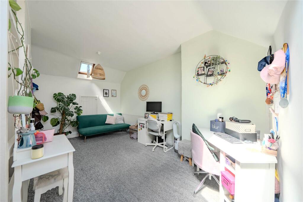 Woodlands Terrace, Stanningley, Pudsey, Leeds photo 4