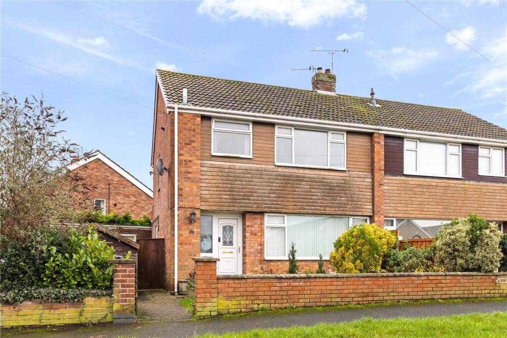 Main image of property: Manlake Avenue, Winterton, North Lincolnshire, DN15